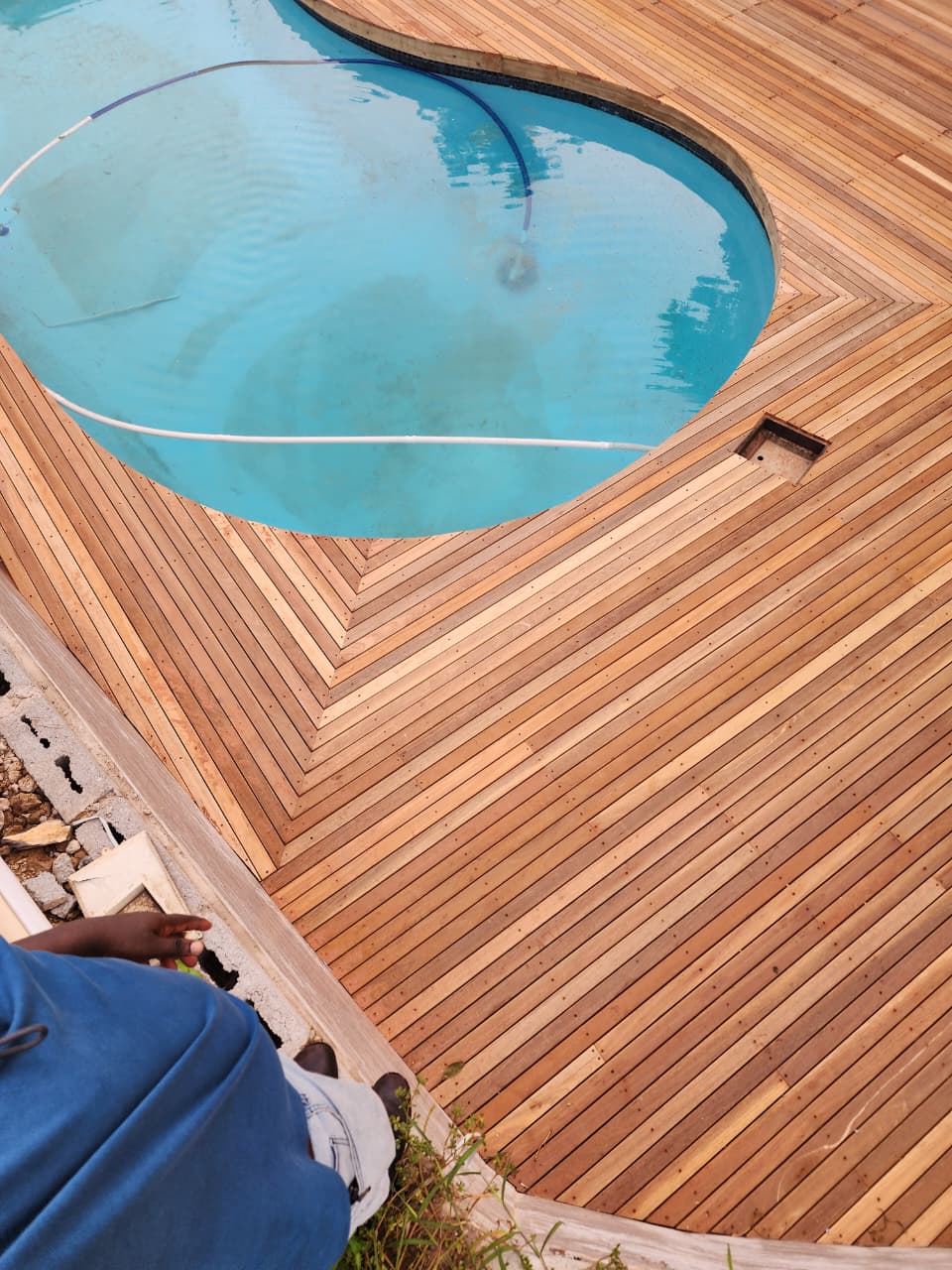 Curved Pool Deck